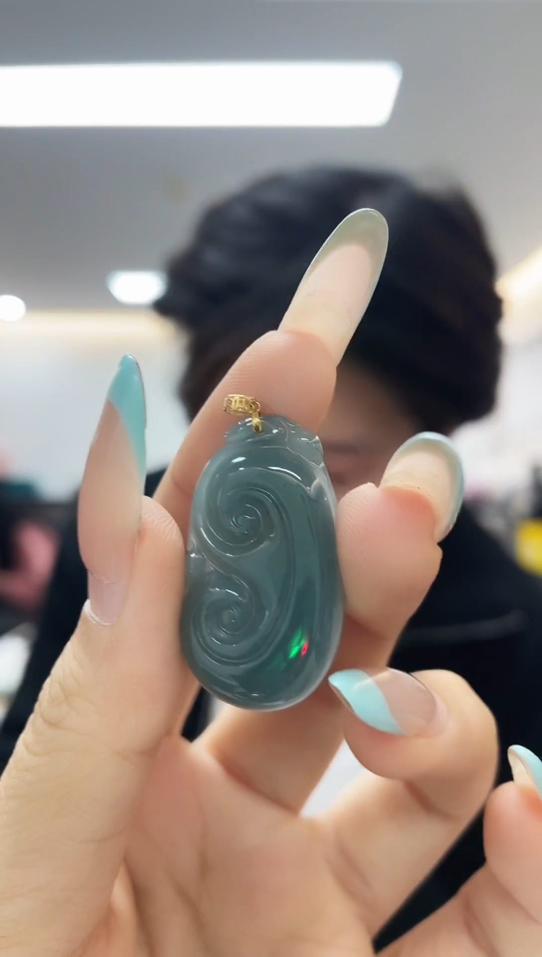 颈饰18K金镶嵌翡翠（多样性发一件）