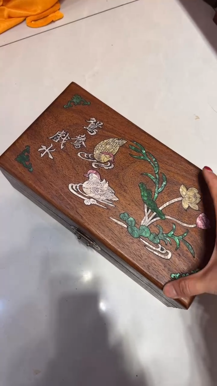 【闪购商品】贡木鸳鸯戏水螺钿首饰盒