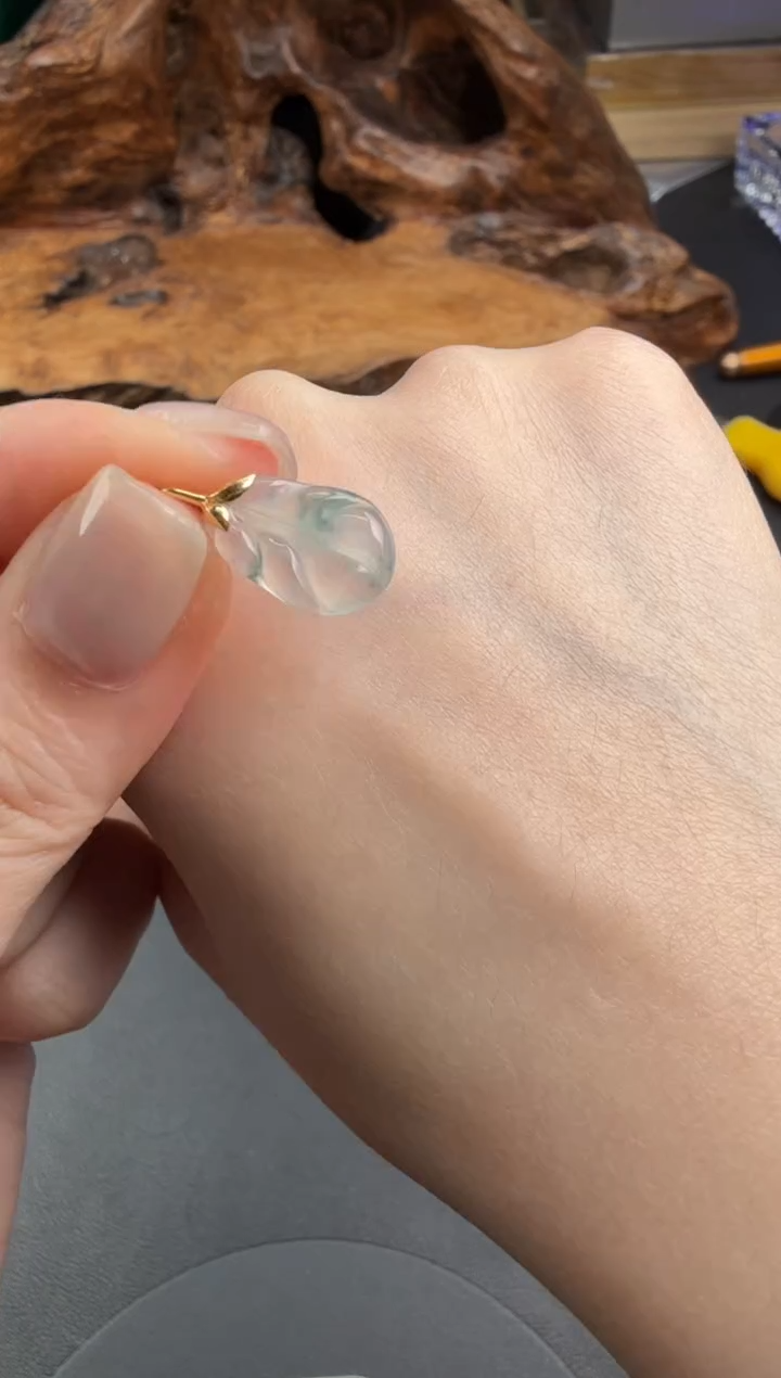 吊坠(不含链)18K金镶嵌翡翠翡翠饰品-92