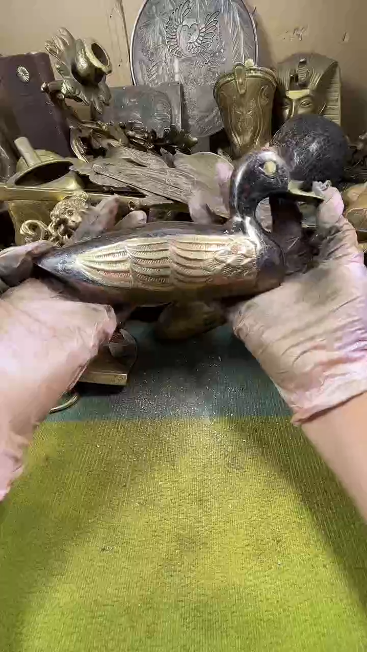 示**人亿锦铜回流铜器摆件68