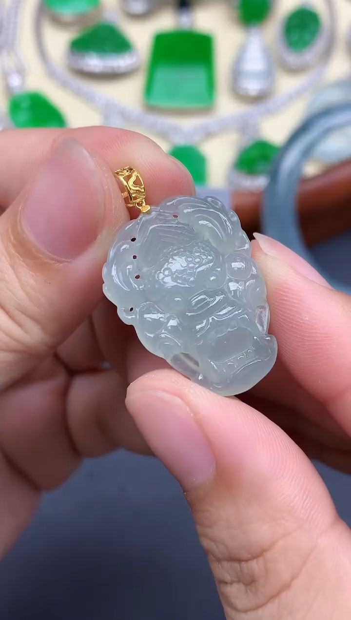 颈饰18K金镶嵌翡翠181-中国好珍宝