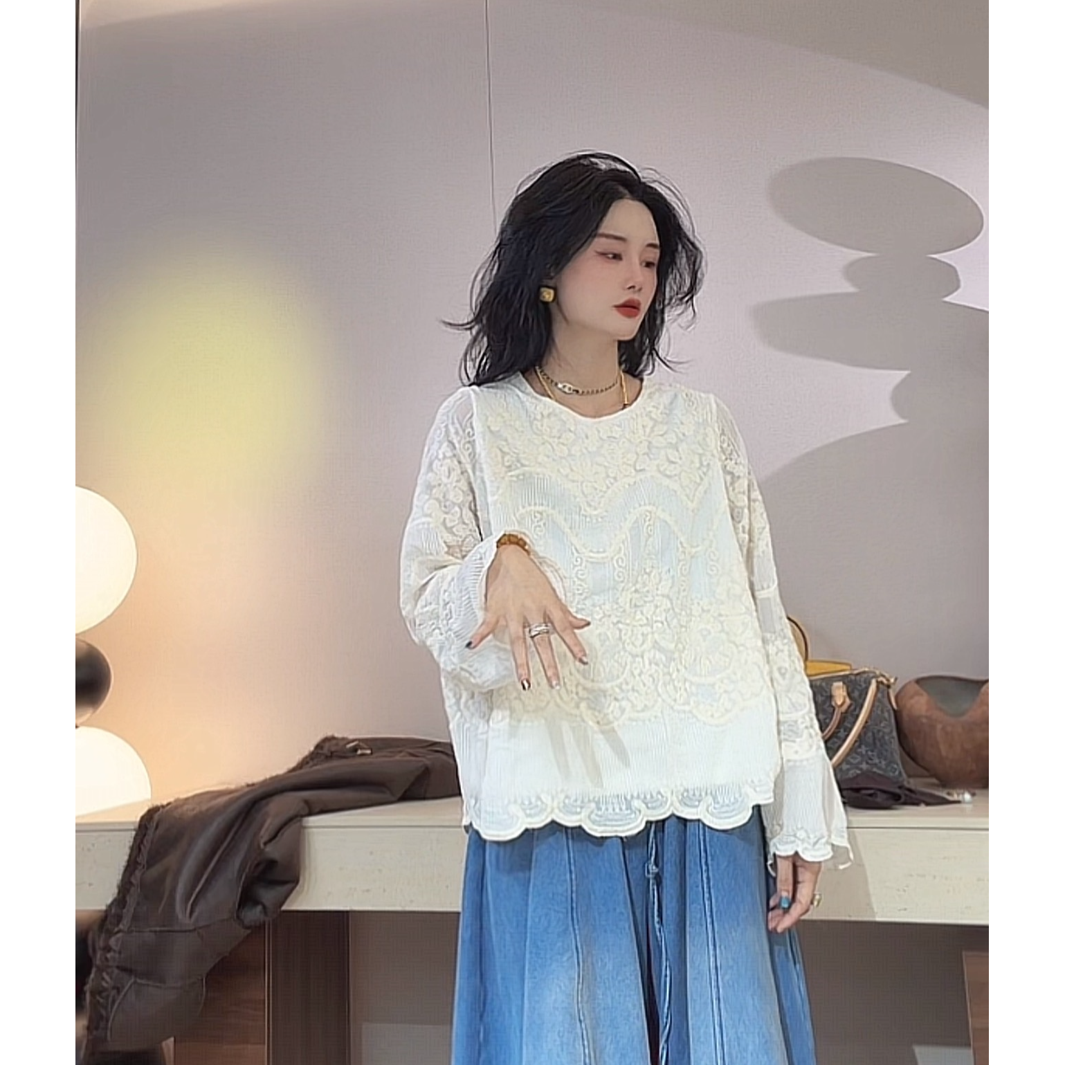 李豆儿 小众设计 重工绣花蕾丝喇叭袖叠穿上衣