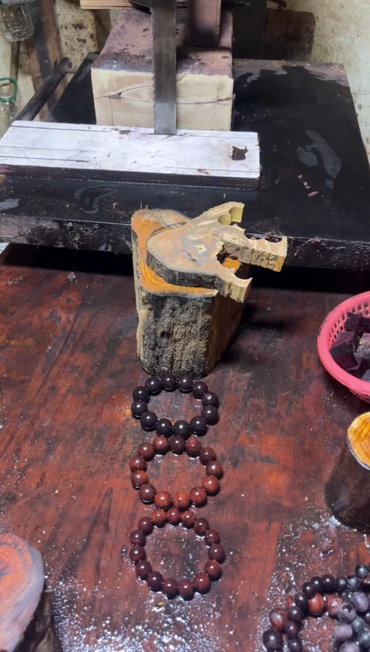 贡木手串/手链2.0*12颗（698）