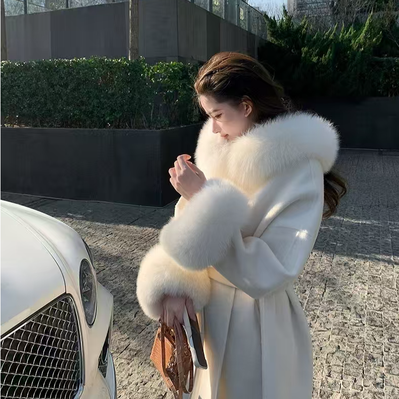 白色大毛领双面战袍大衣2025秋冬新款连帽宽松韩版时尚毛呢外套