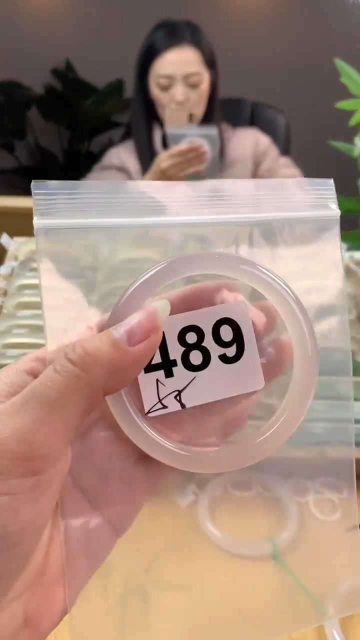 【闪购商品】玛瑙/玉髓手镯未镶嵌489