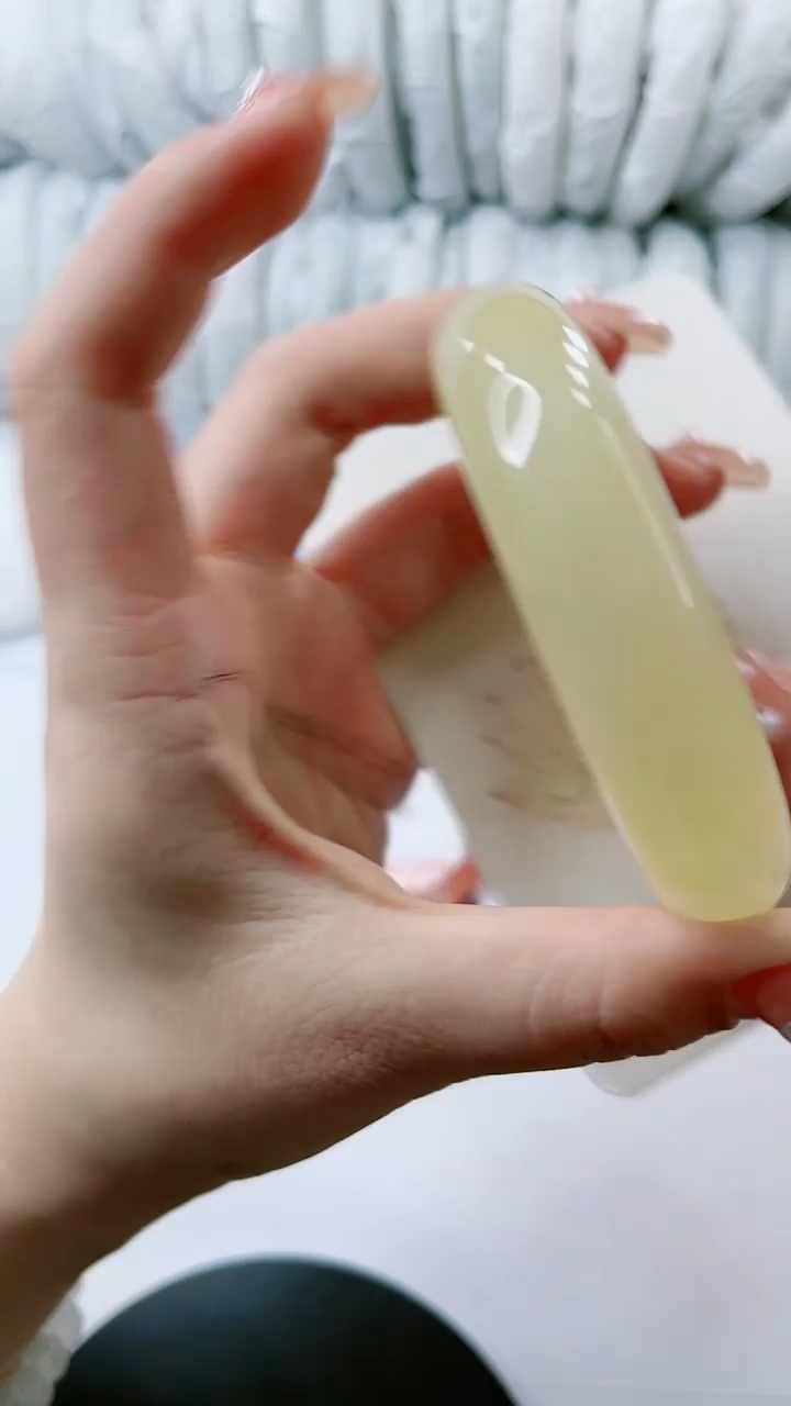 【闪购商品】石英质玉手镯未镶嵌多样性发货L163