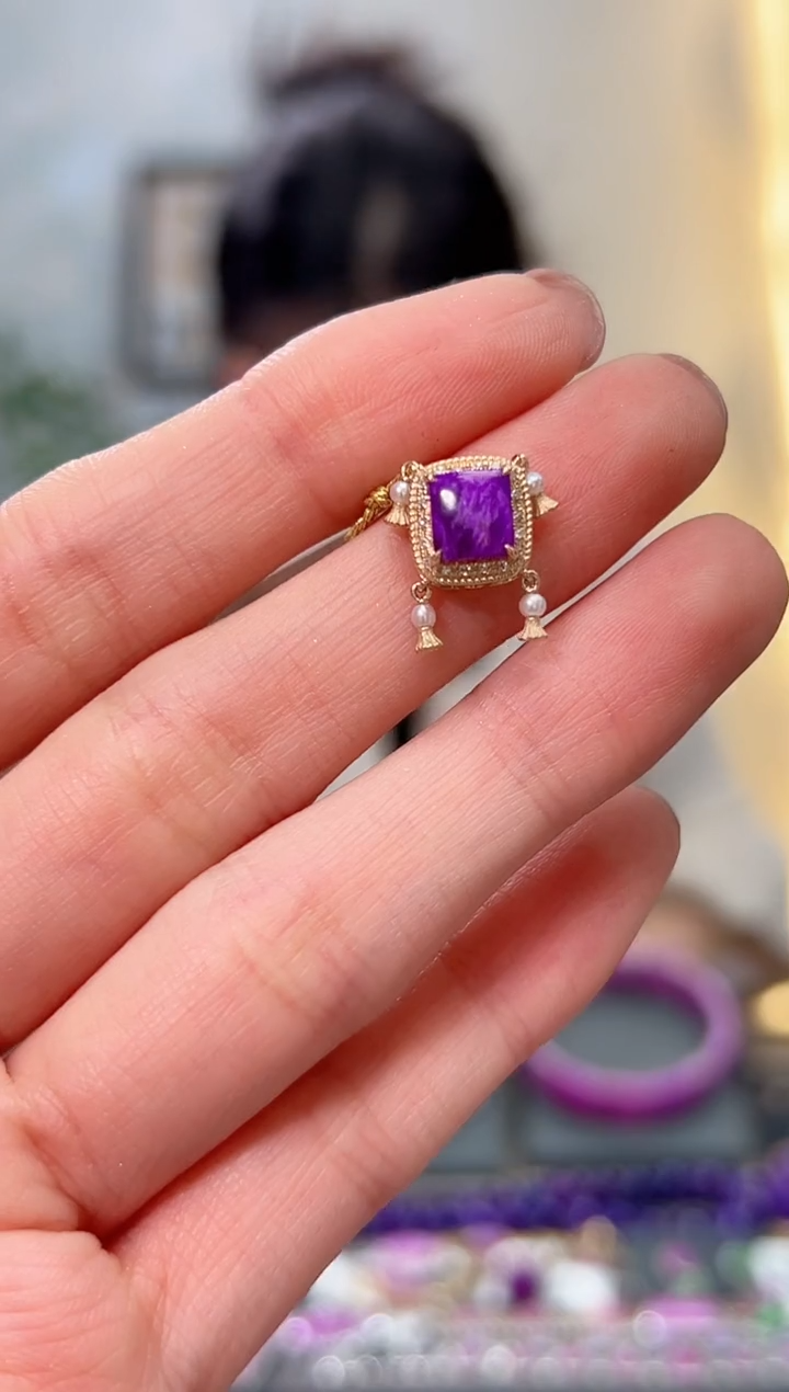 【闪购商品】18K金镶嵌苏纪石（舒俱来）吊坠(不含链)1