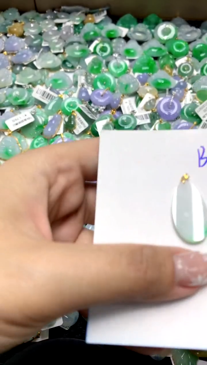 【闪购商品】翡翠颈饰18K金镶嵌111111111111111111