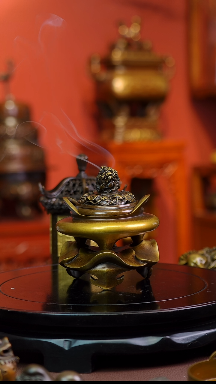 【闪购商品】莲叶桥耳熏香炉  周阳        