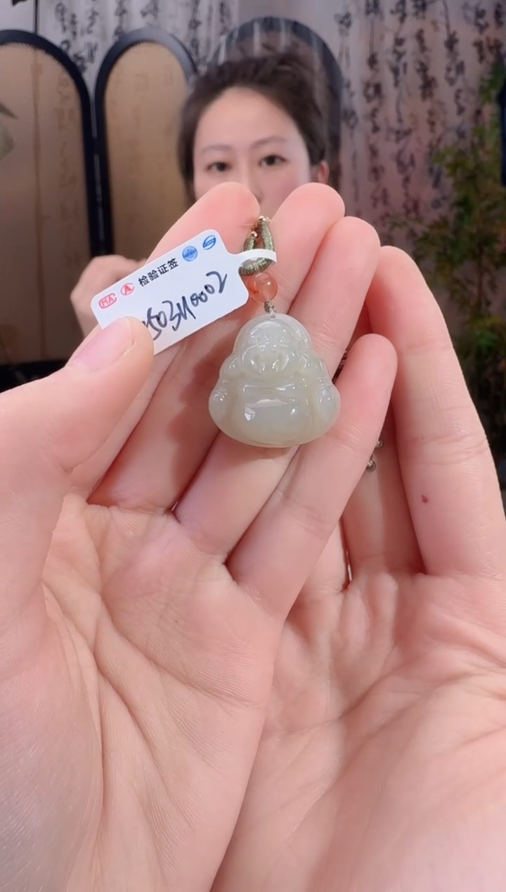 和田玉未镶嵌颈饰佛公 p