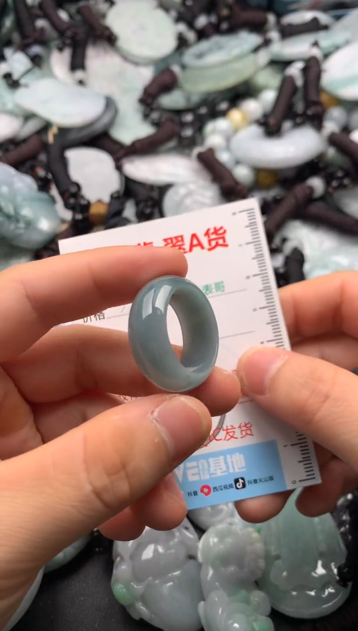 【闪购商品】翡翠吊坠(不含链)未镶嵌1