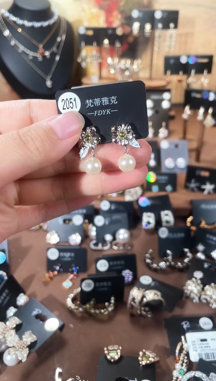 合金925银锆石梵2051