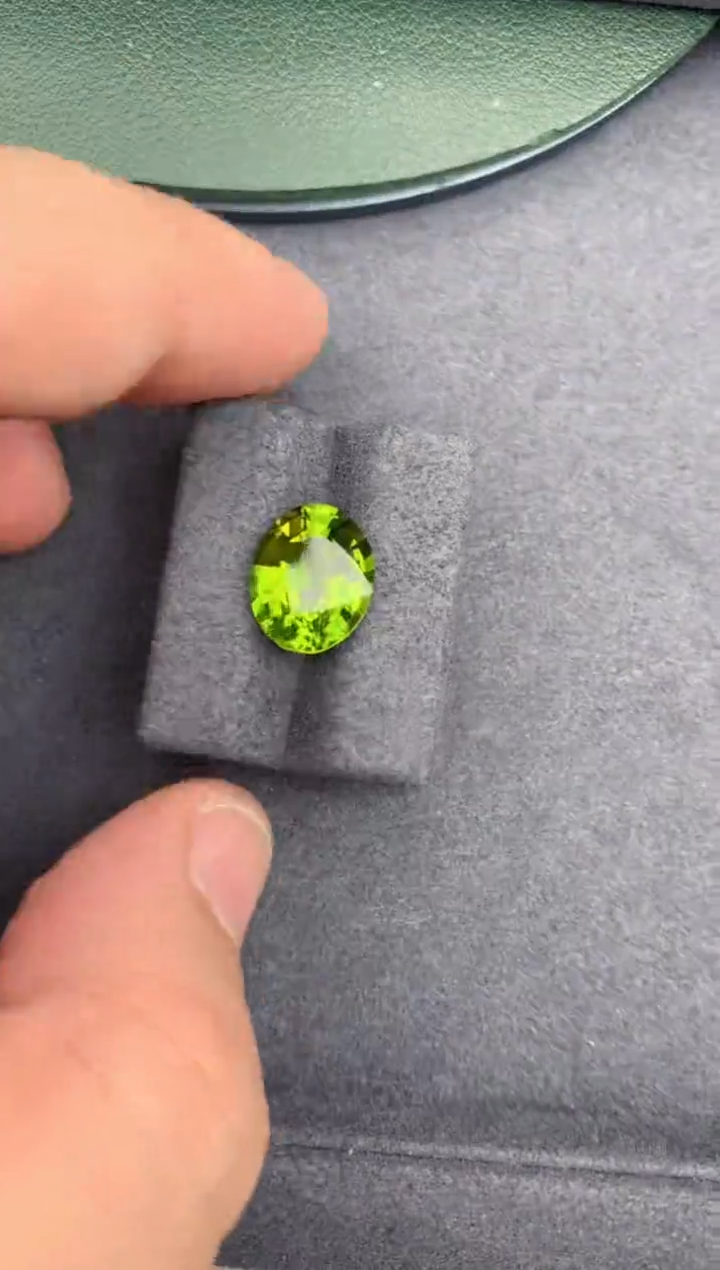 【闪购商品】橄榄石裸石未镶嵌5ct橄榄石
