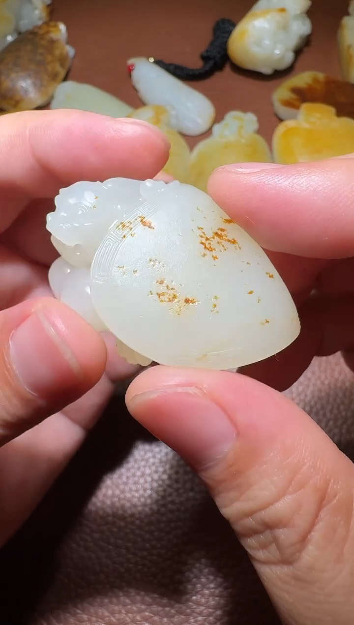 未镶嵌和田玉挂件沐*和田玉