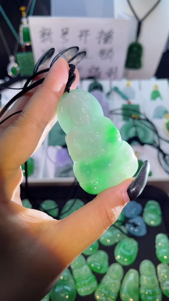 【闪购商品】翡翠手串未镶嵌翡翠颈饰未镶嵌天然翡翠吊坠