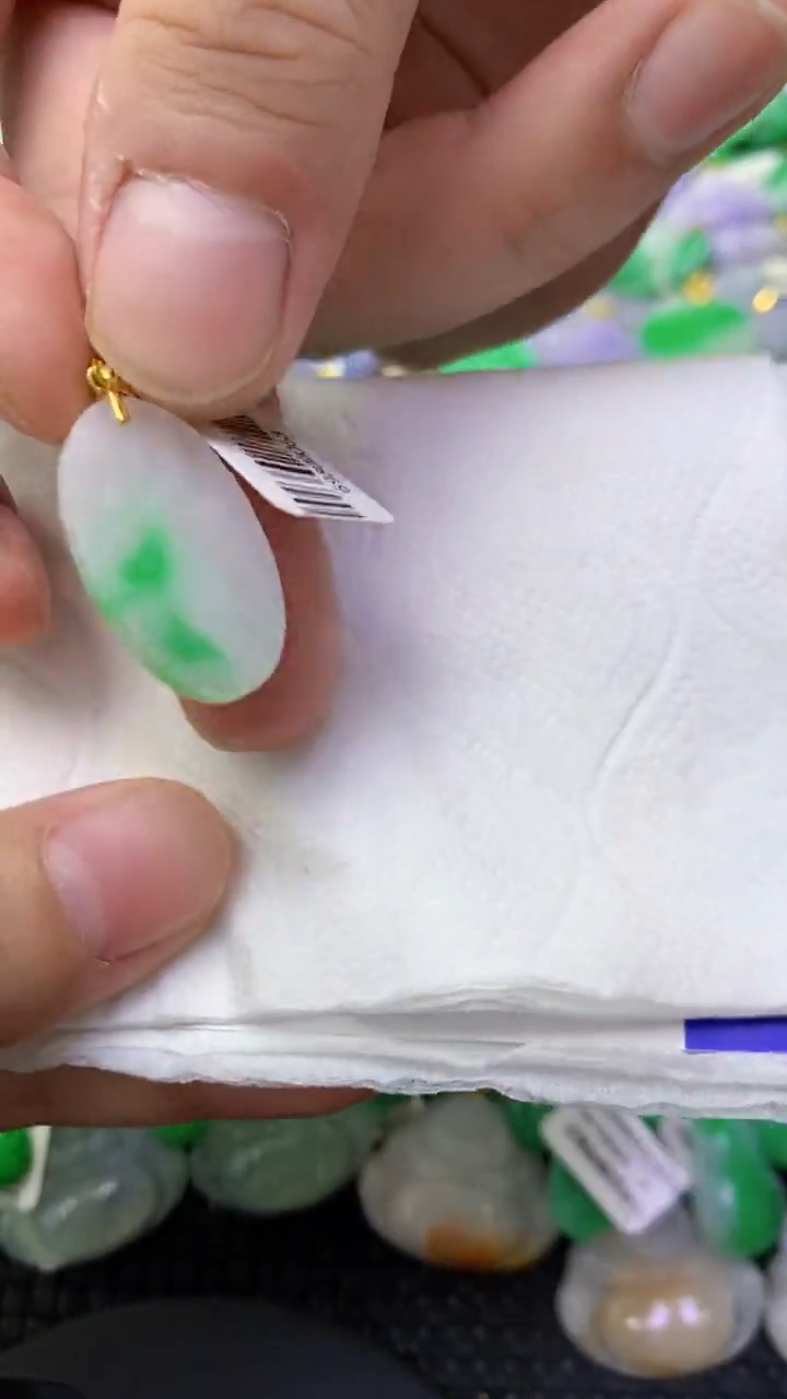 颈饰未镶嵌翡翠天然缅甸翡翠A货