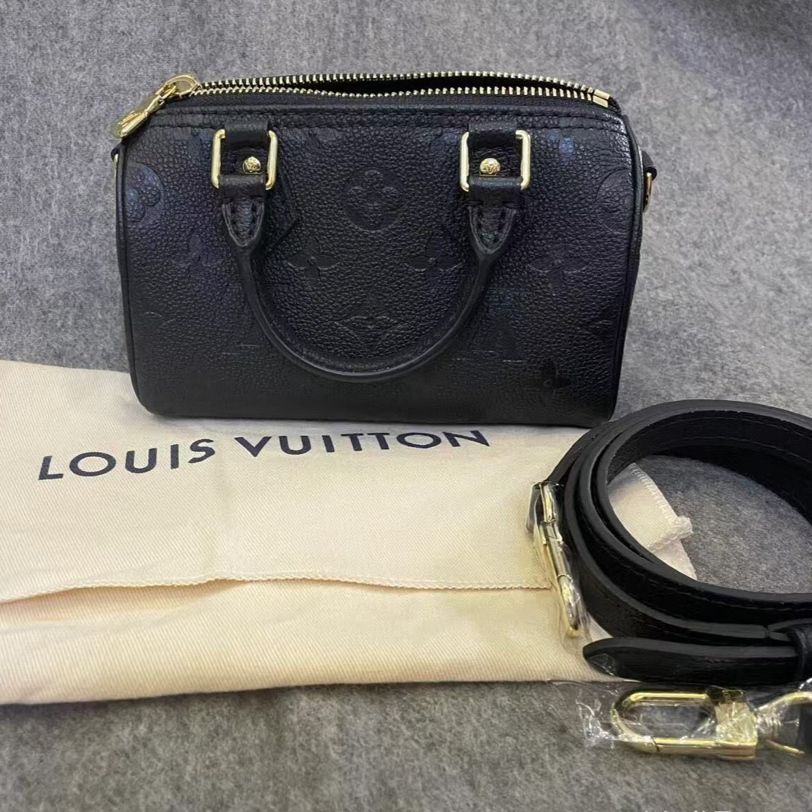 95新 LV GGS丨speedy nano黑色金扣单肩包芯片款/85936925