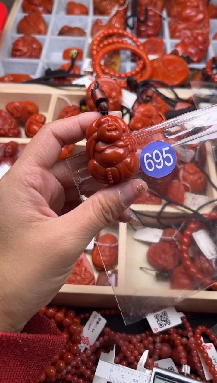 【闪购商品】南红玛瑙珠宝奇石未镶嵌695