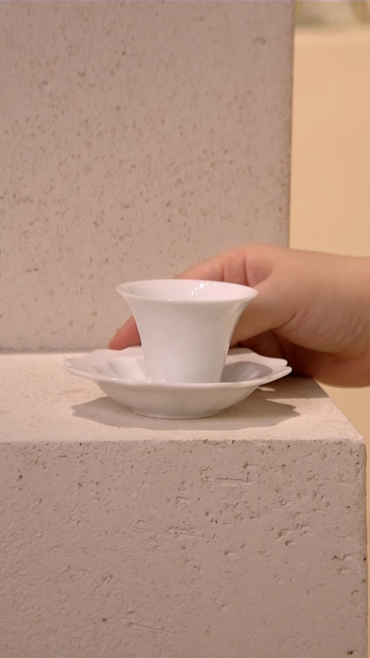 茶杯加杯垫 哈哈哈哈