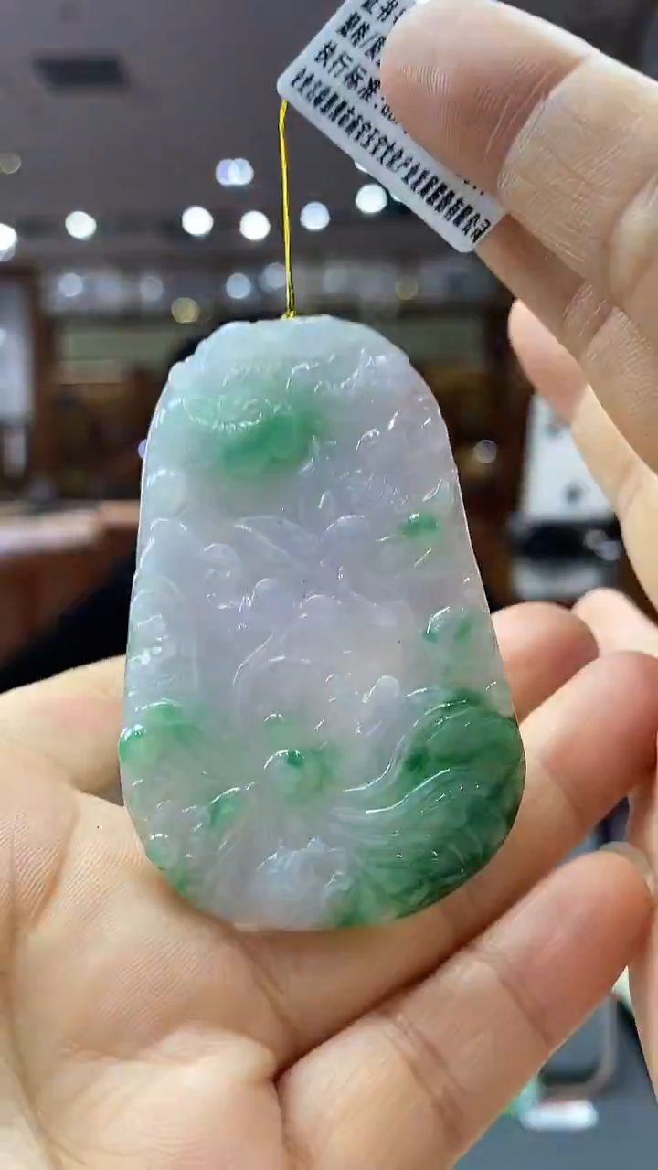 颈饰未镶嵌翡翠荷叶鱼