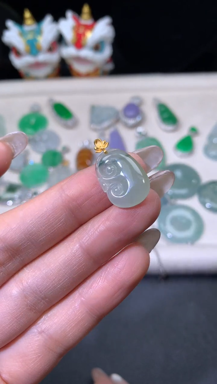 吊坠(不含链)18K金镶嵌翡翠翡翠