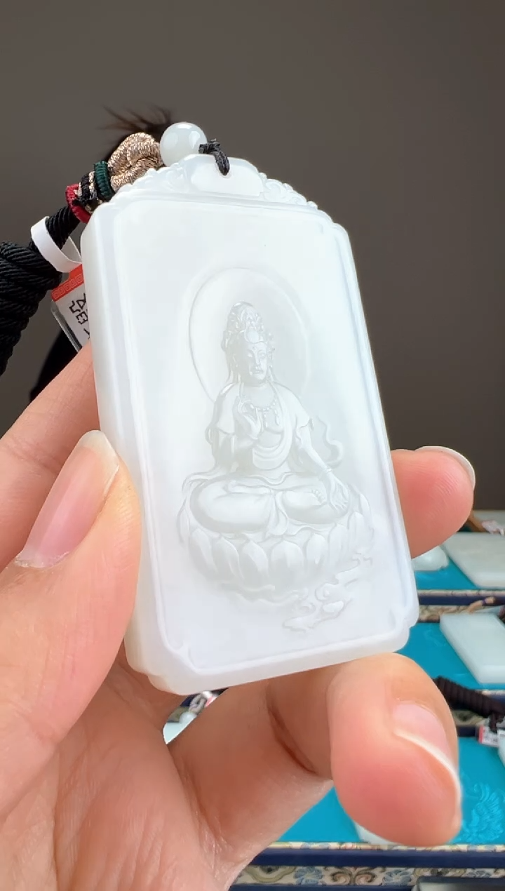 【闪购商品】和田玉颈饰未镶嵌1