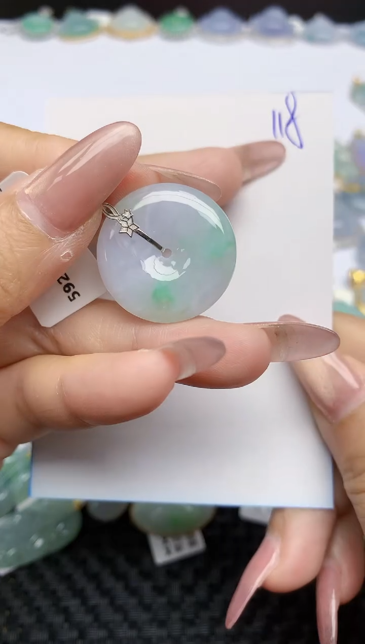 【闪购商品】翡翠颈饰18K金镶嵌天然A货翡翠 118