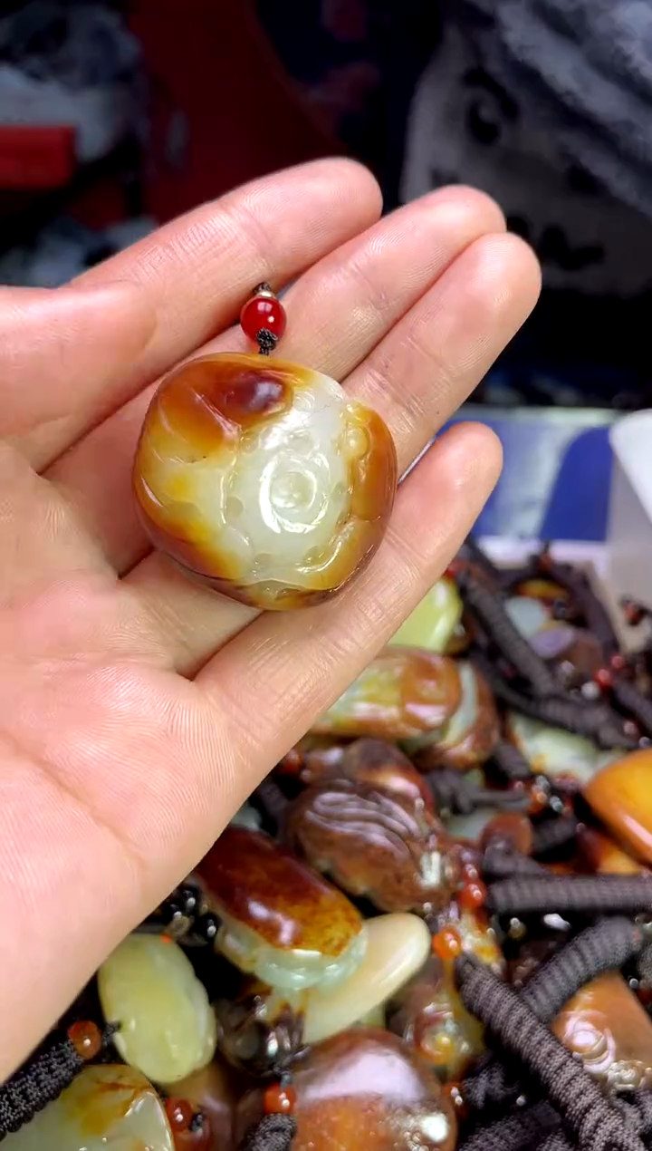 【闪购商品】和田玉颈饰未镶嵌1