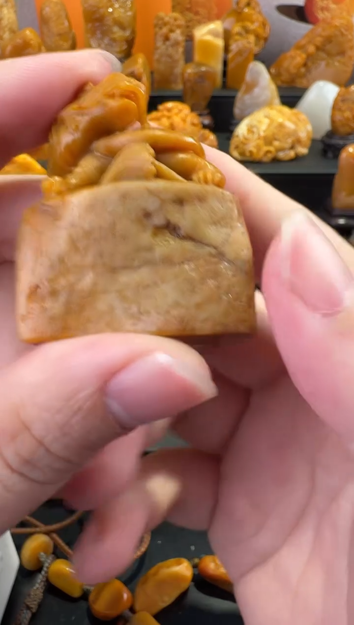 【闪购商品】田黄石半知田黄直播间