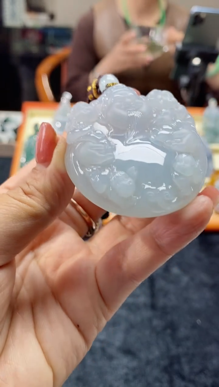 【闪购商品】翡翠吊坠(不含链)未镶嵌缅甸天然翡翠