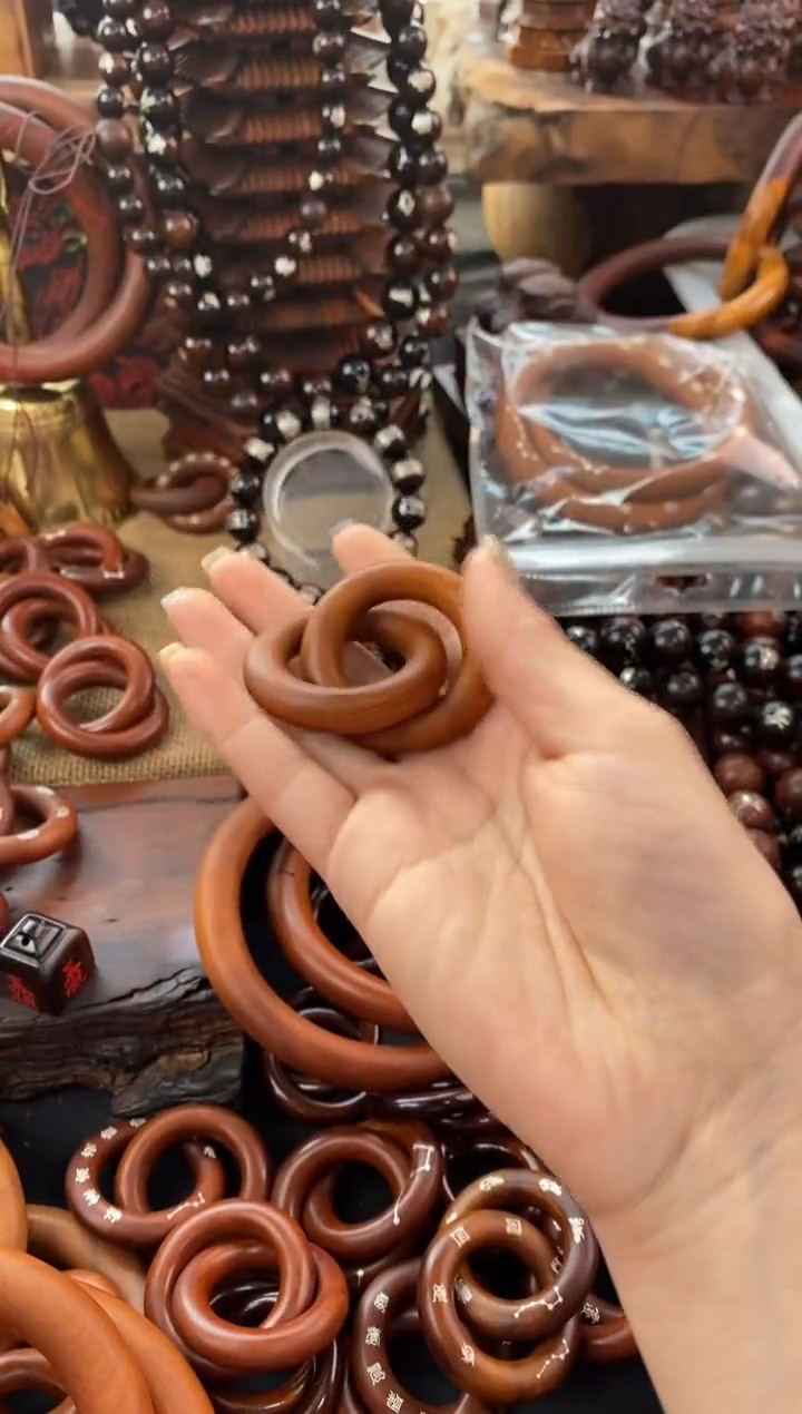 【闪购商品】木枣木小乾坤圈随机发