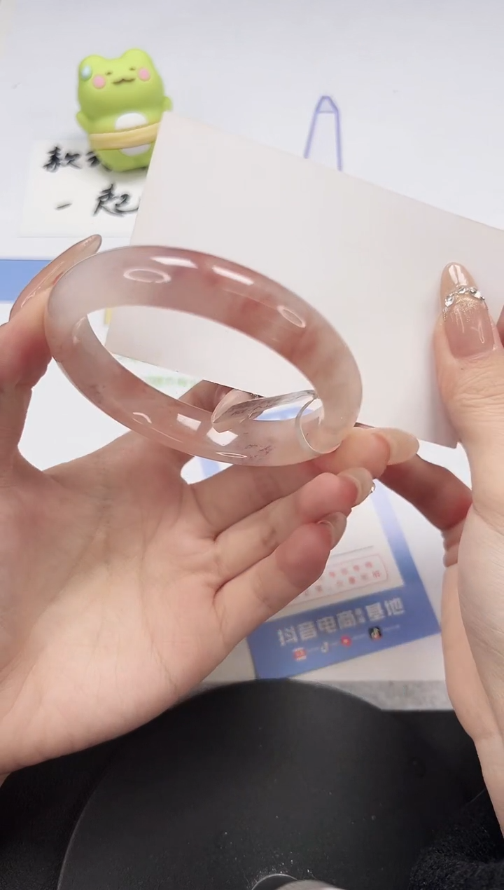 【闪购商品】石英质玉手镯未镶嵌A277-58.3