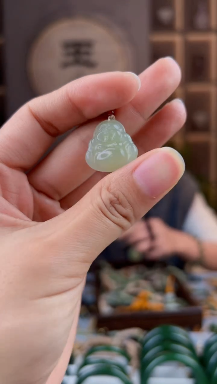 颈饰未镶嵌和田玉拍一发一，拍一发一