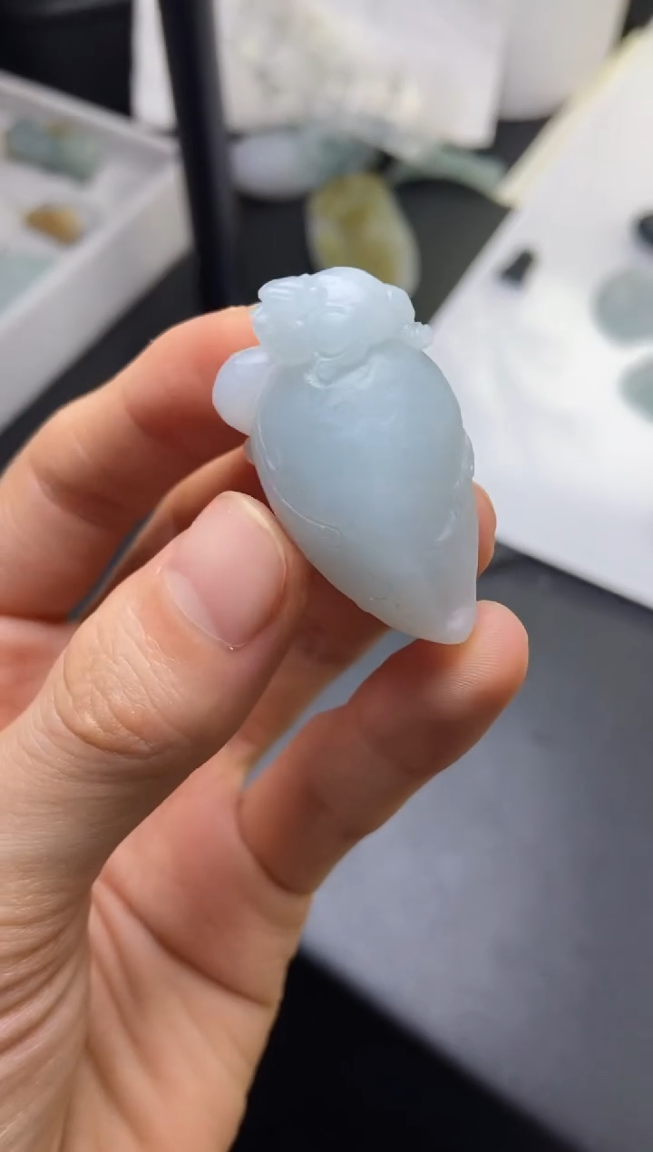 【闪购商品】定制翡翠未镶嵌金蟾