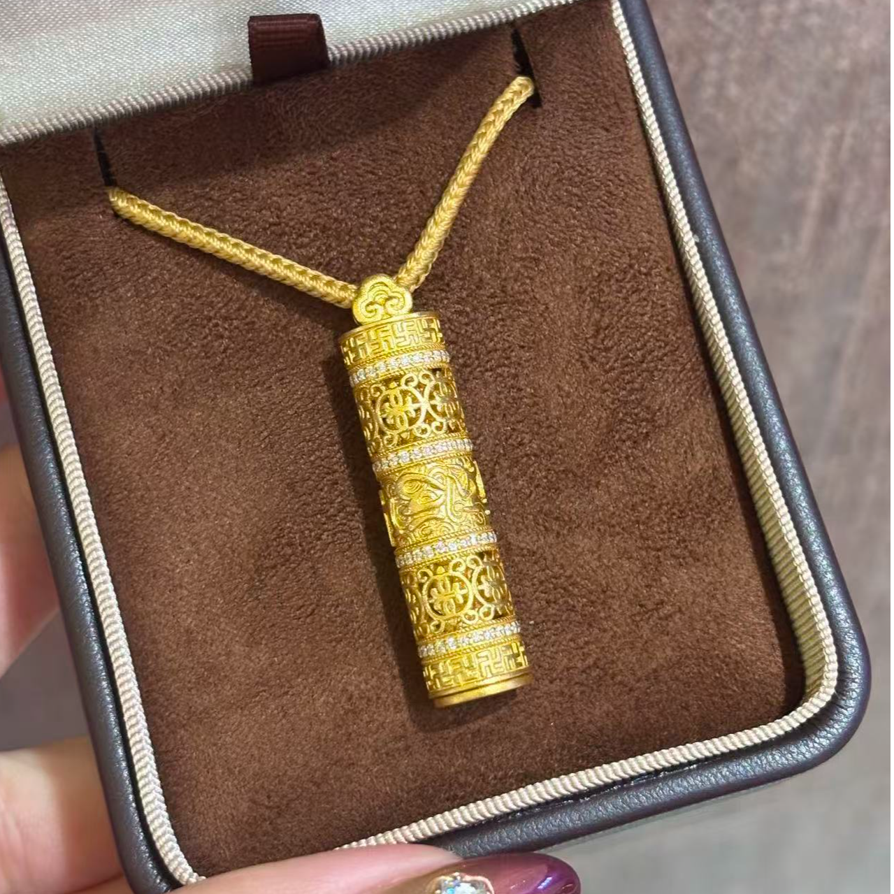 【伟新源】足金999 镶嵌转转普贤22.96克（附加680）