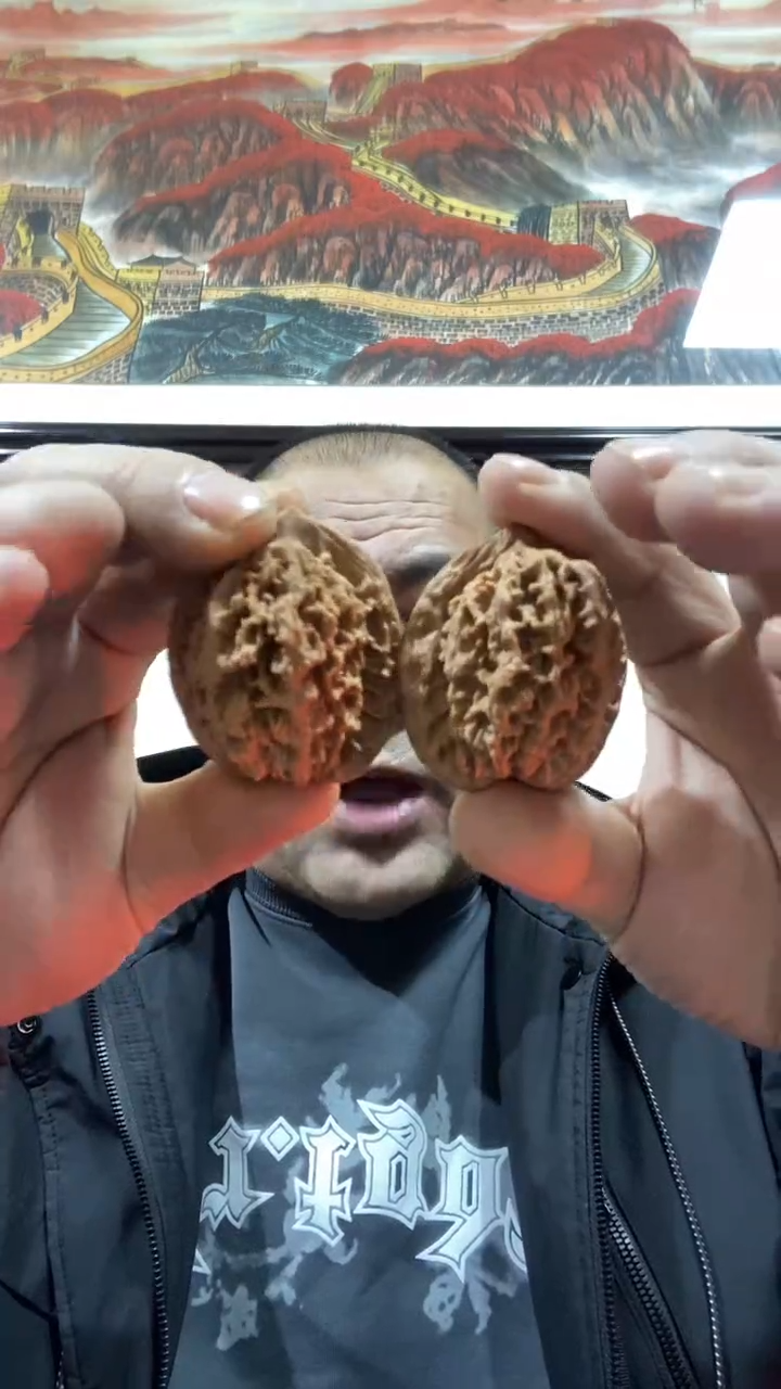 【闪购商品】文玩核桃把件无修白茬大呲花46