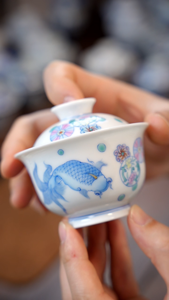 【闪购商品】皮球鱼盖碗1111111111