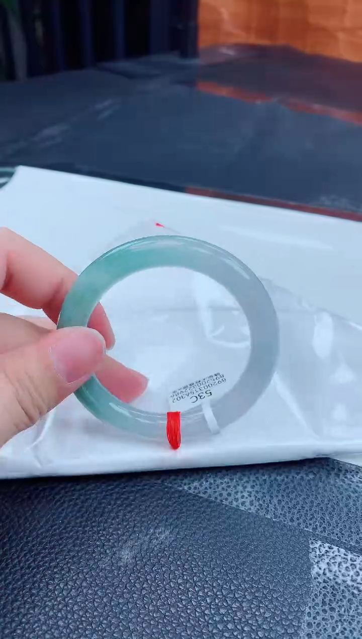 翡翠未镶嵌手镯缅甸天然翡翠A货手镯