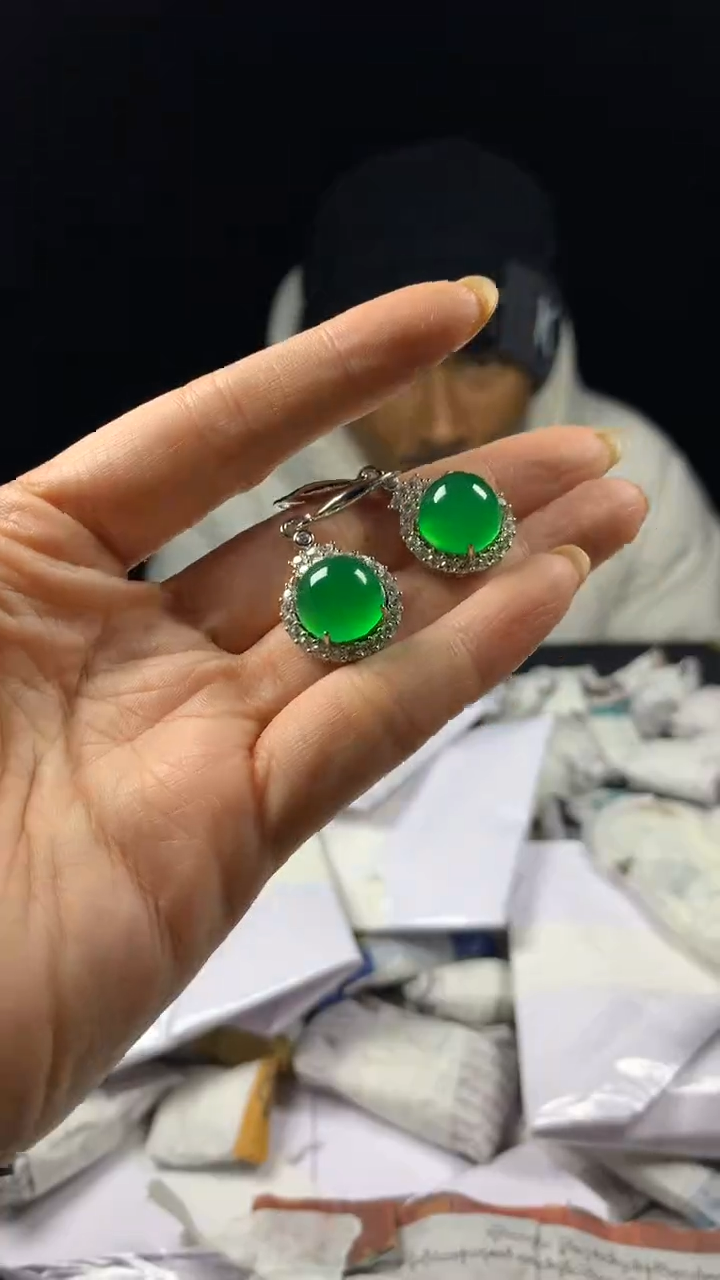 满色吊坠 所见即所得！！