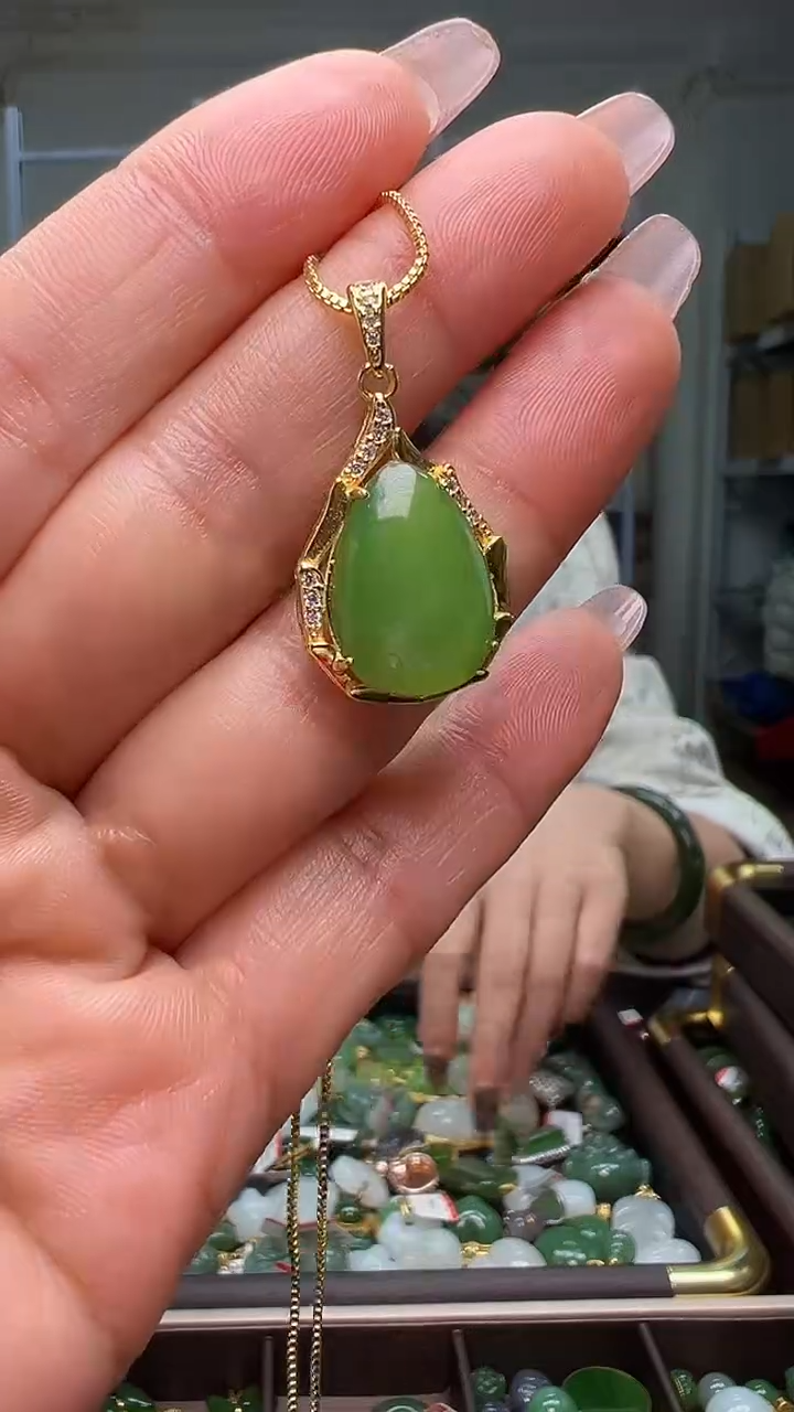 颈饰银S925镶嵌和田玉（多样性发货.发其一)12.31.25