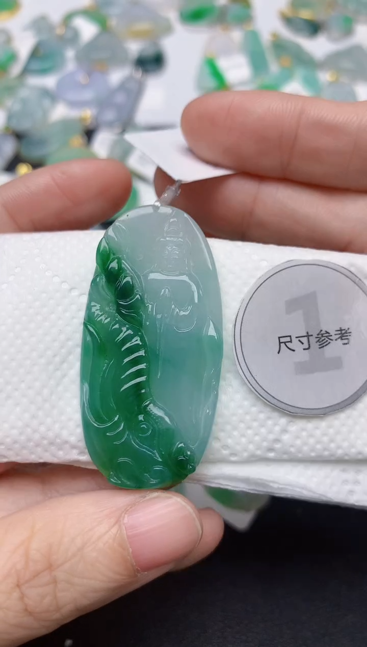 颈饰未镶嵌翡翠天然缅甸A货翡翠