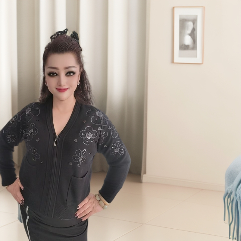 重工拉链开衫妈妈新款宽松刺绣亮丝钻花休闲外套女黑色印花