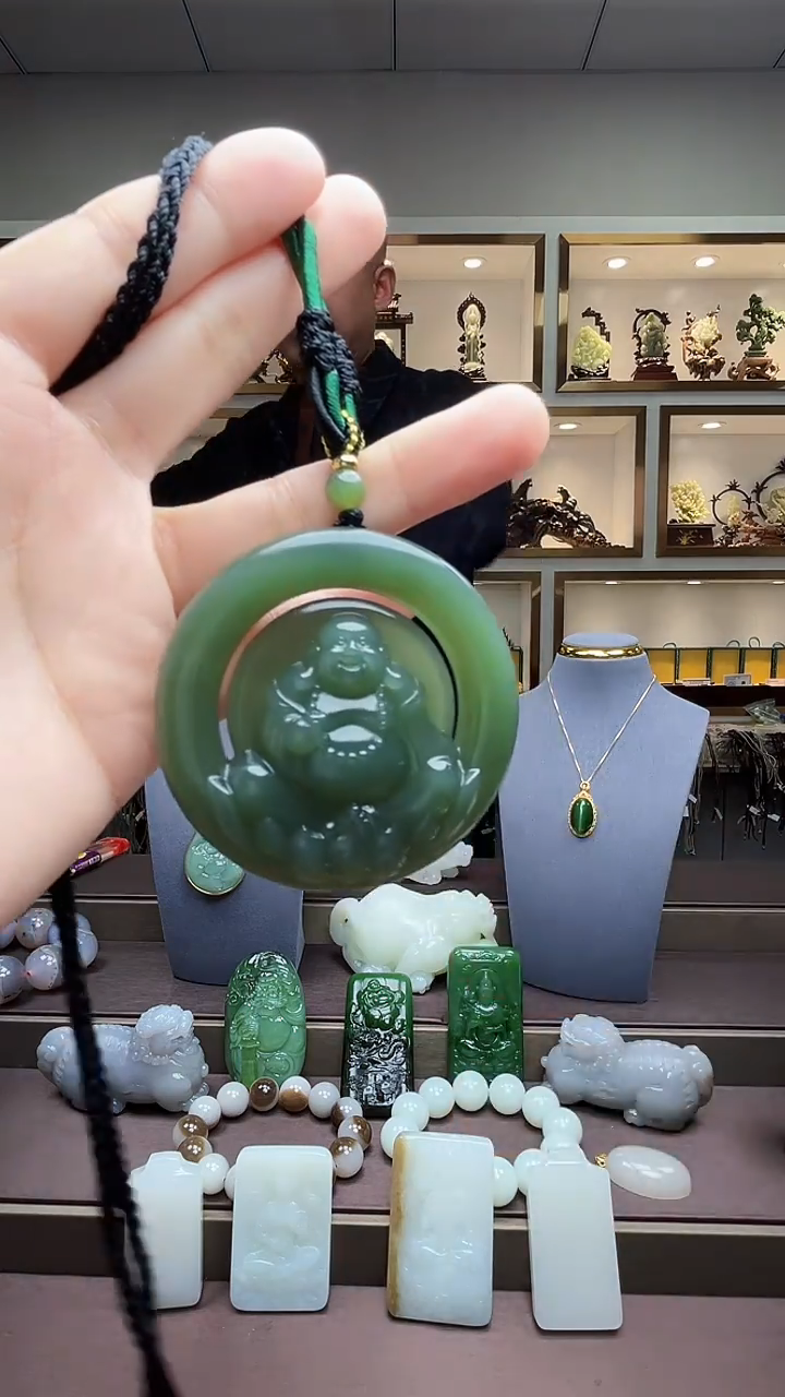 【闪购商品】和田玉颈饰未镶嵌苏