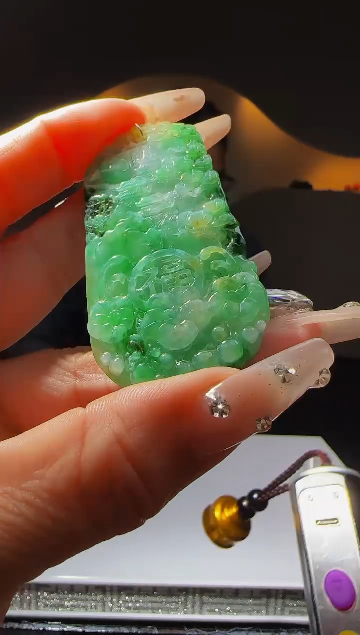 【闪购商品】定制翡翠未镶嵌Q03638翡翠毛货