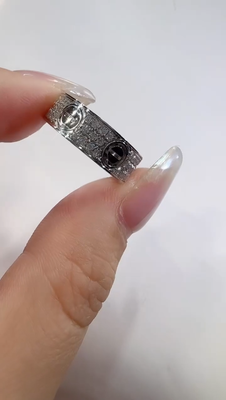 【闪购商品】钻石戒指18K金镶嵌13#K白宽版满天星