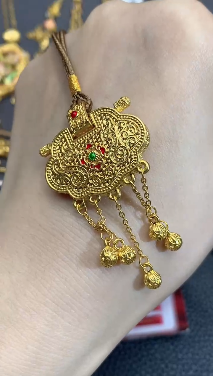 吊坠(不含链)定制足金A82多样性发货一件