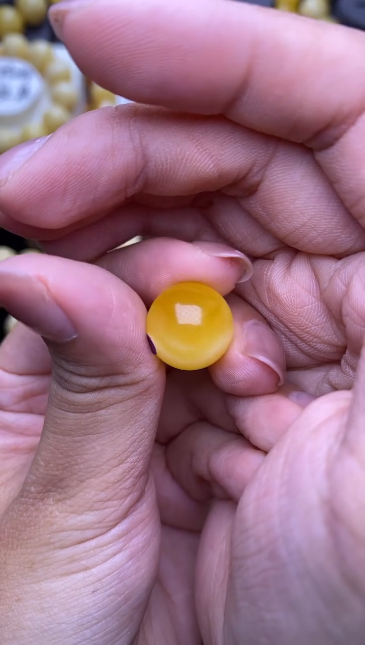 裸石琥珀未镶嵌大小姐珠宝27