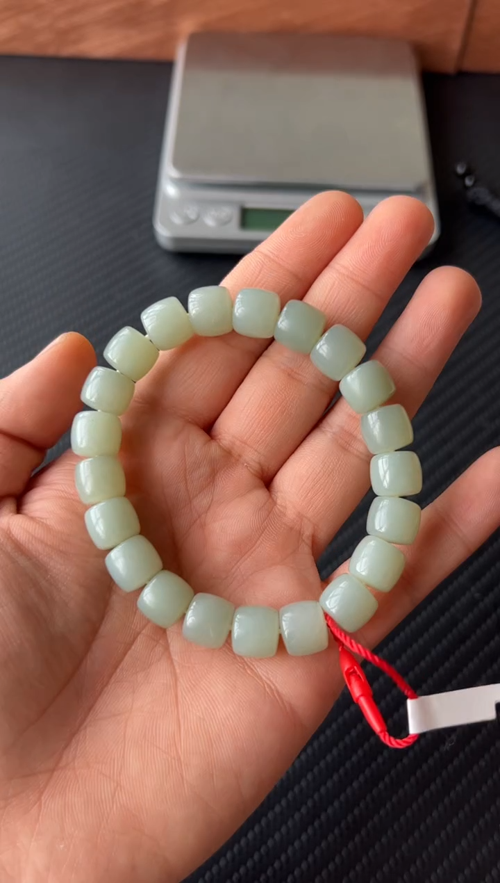 【闪购商品】和田玉手串未镶嵌且末微色差近矿卡10直切
