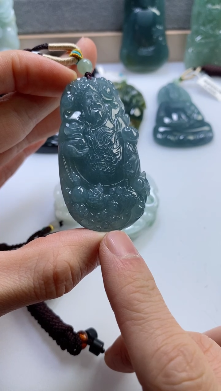 【闪购商品】翡翠挂件未镶嵌            