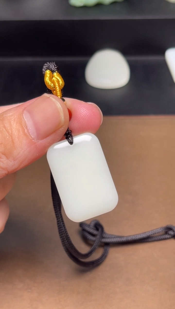 和田玉未镶嵌颈饰7